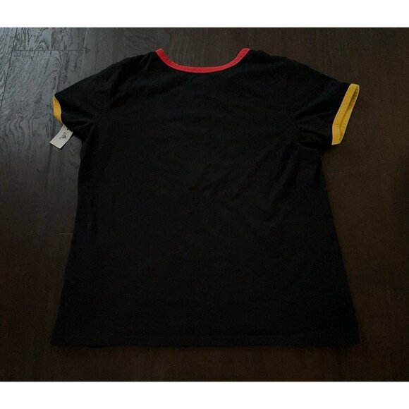 Germany  Minnie Mouse Disney Epcot World Showcase Exclusive shirt nwt - Picture 2 of 2